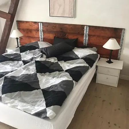 Privatunterkunft Cozy And Charming Room *